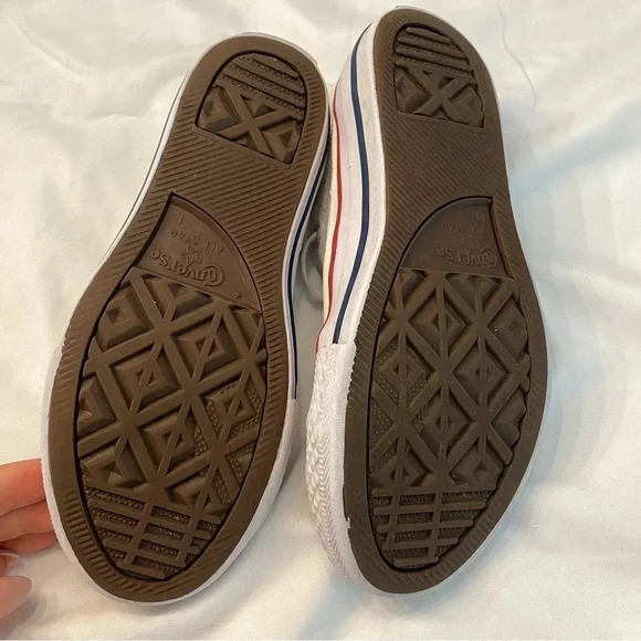 Converse | Chuck Taylor allstar low cut white sneakers kids size 13 - Picture 5 of 8